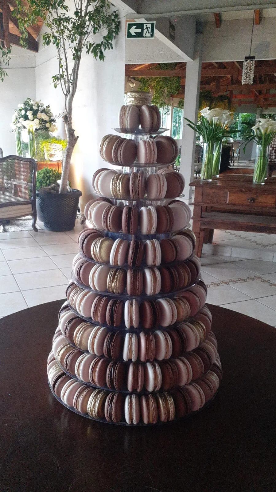 Torre de macarons — 10 andares